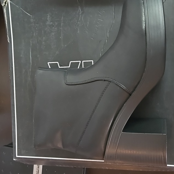 MIA McKenna Black Ankle Boots 8.5 Women New In Box - Picture 2 of 7